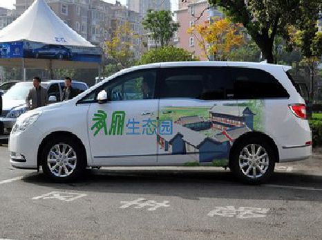 枣阳户外车贴喷绘如何保持效果?